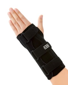 Lekka orteza nadgarstka z szyną stabilizującą i fiszbinami mocna stabilizacja